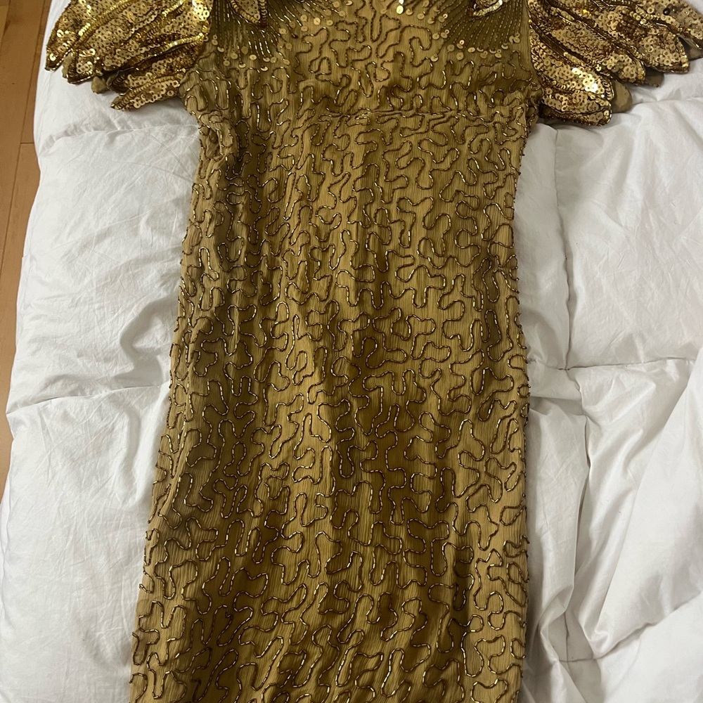 Elegant Gold Sequin Dress